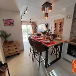 La Terraza Roja *